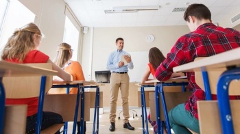 persone a scuola 