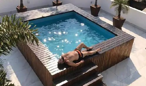 foto piscina su terrazzo