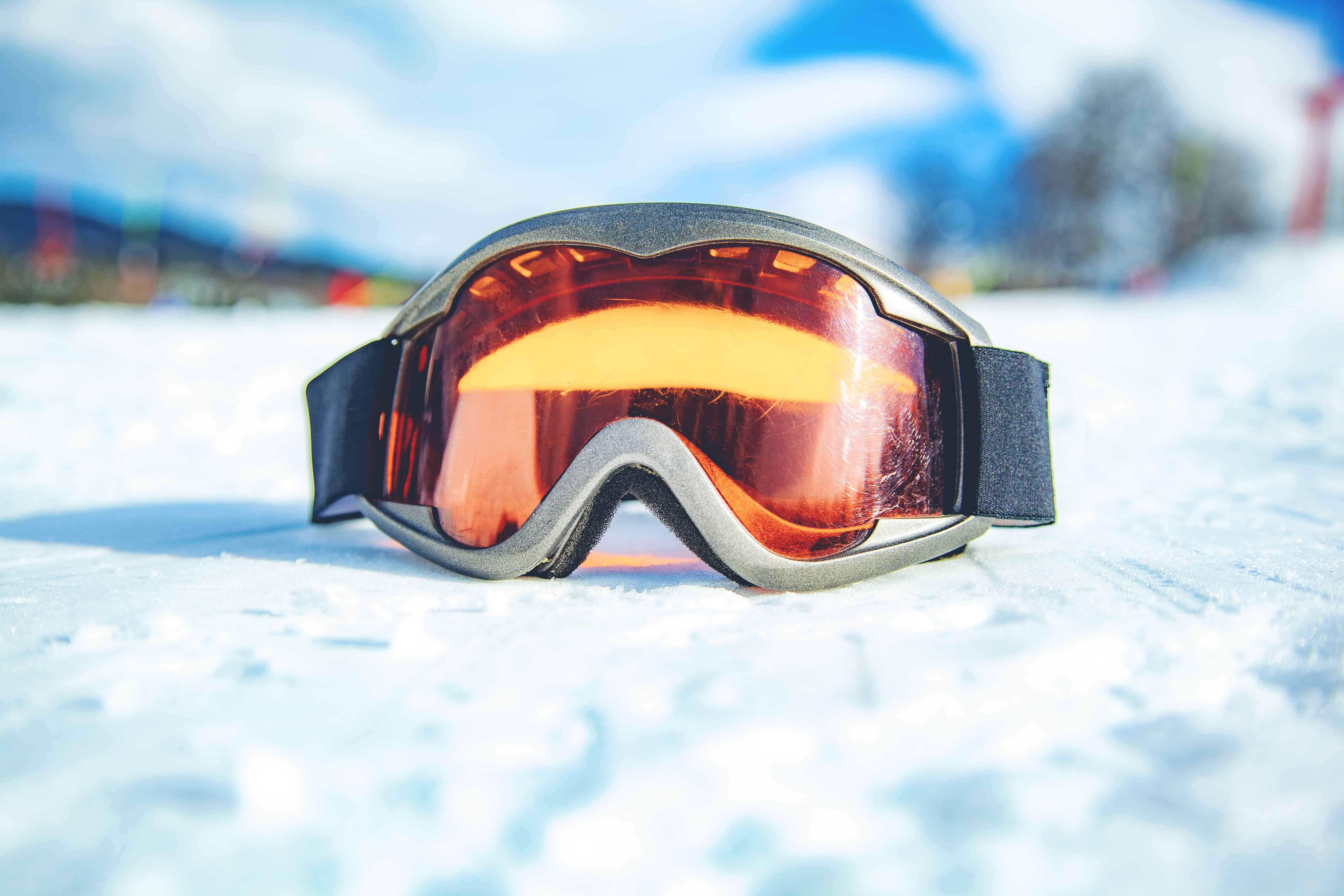foto occhiali da neve