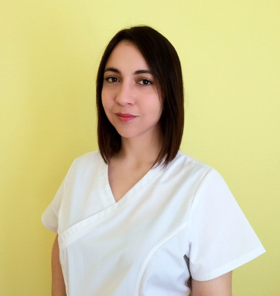 dott.ssa Beatrice Fabbri nel suo studio