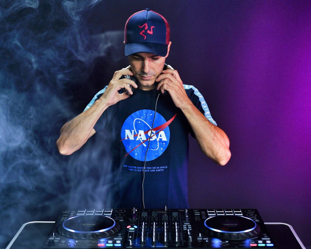 DJ Gianix