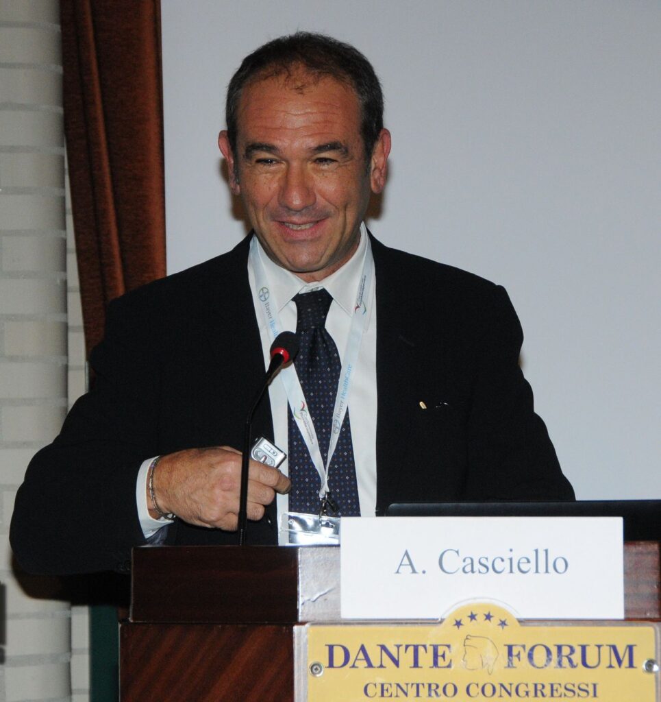 Dr. Antonio Casciello – Cardiologo e Angiologo