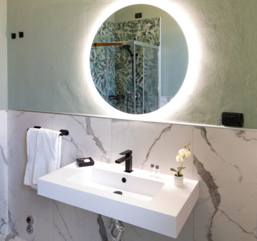 Giallo Hotel
