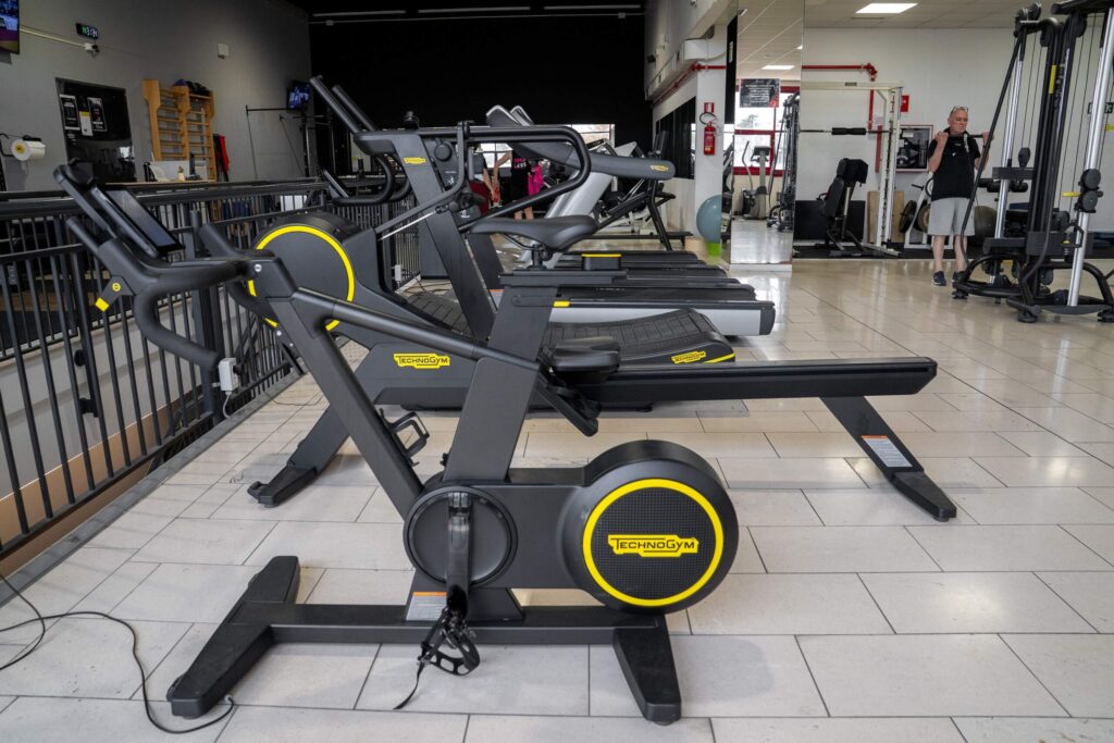 On Life Fitness Club