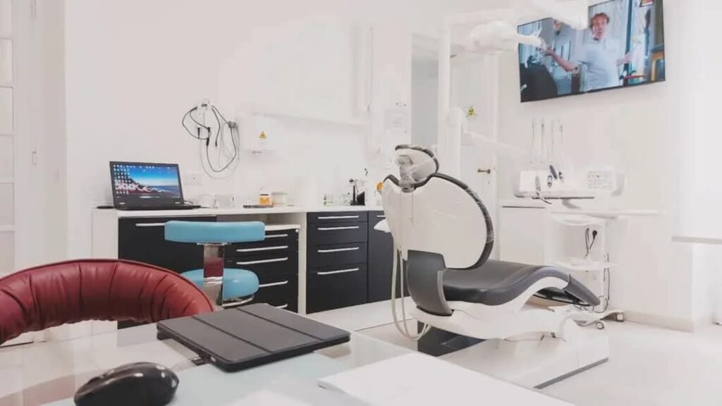 Studio Dentistico Associato Penna-Machinè