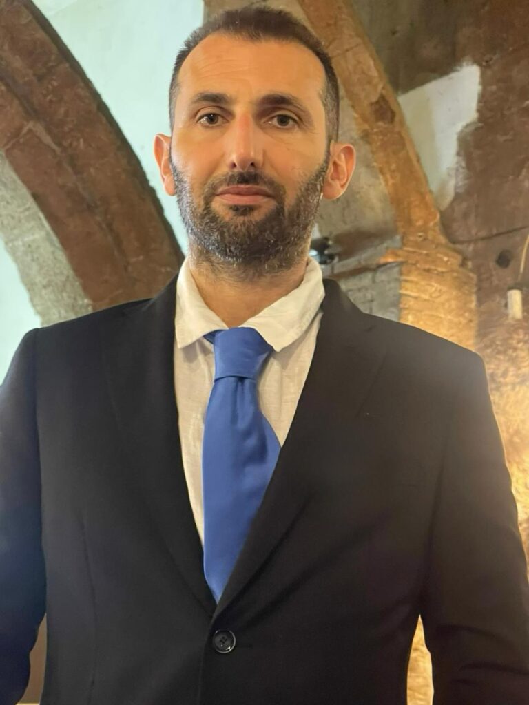 Avv. Giacinto Canzona