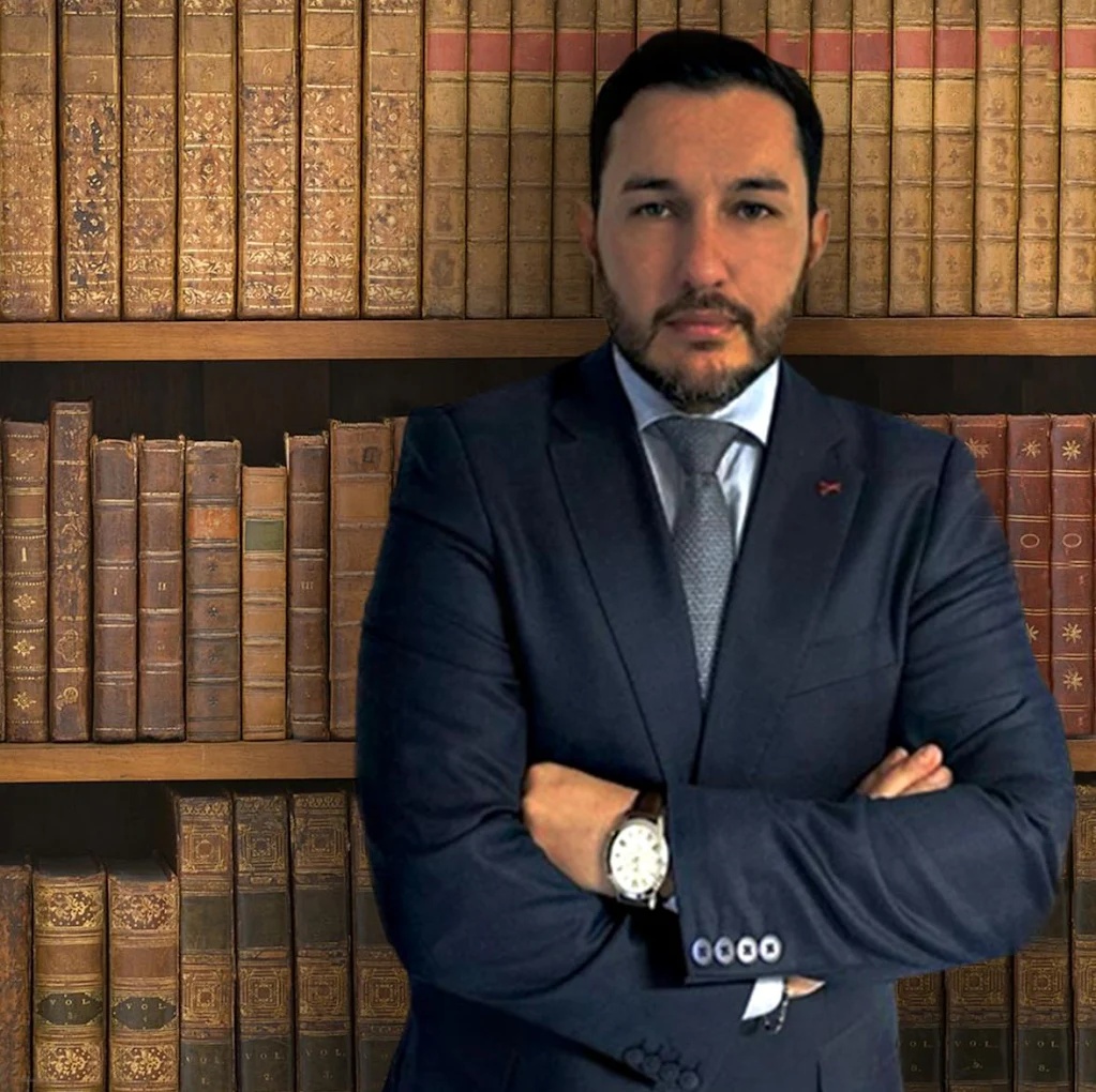 Avv. Fabrizio Bloise