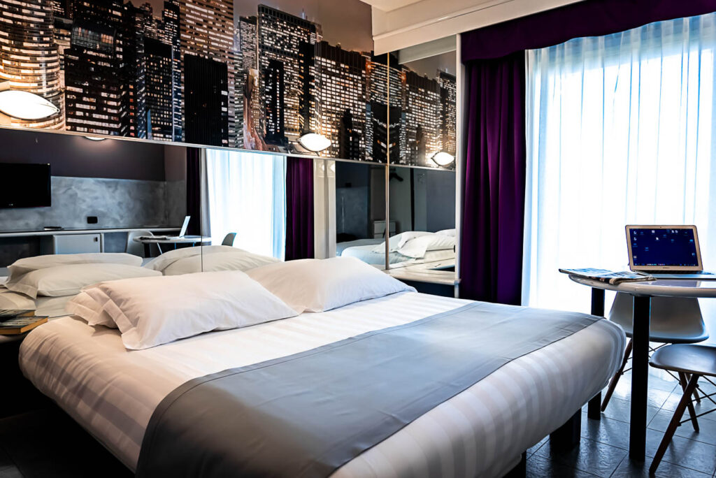 Business Hotel